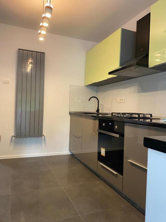 Mery Luxury Apartment Galaţi Екстериор снимка